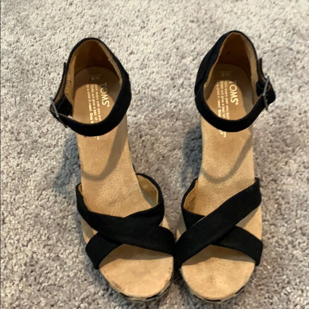 Toms Brand black and cream wedges